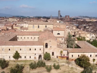 liceo Piccolomini Siena - vista esterna